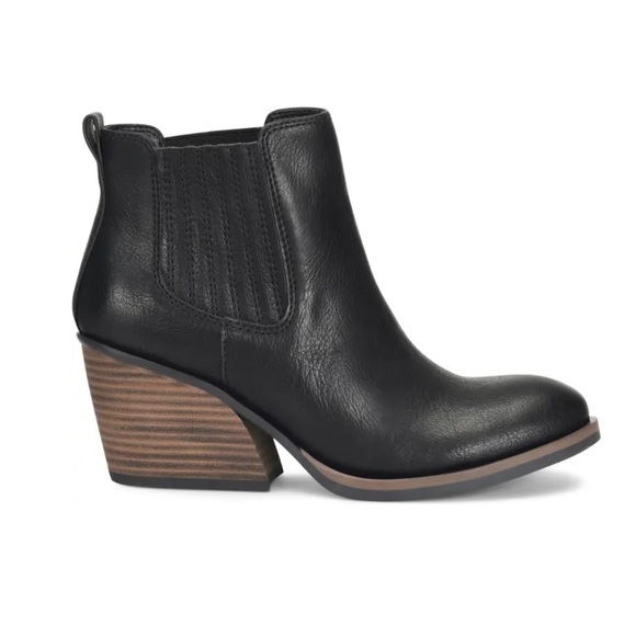 Black leather booties - by Korks - Picture 5 of 5